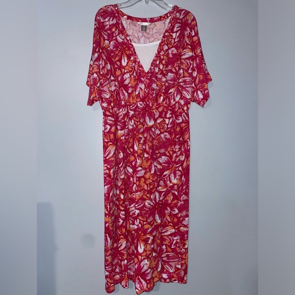 Wet Seal Dresses & Skirts - 🌸White Stag Pink and Orange Floral Dress